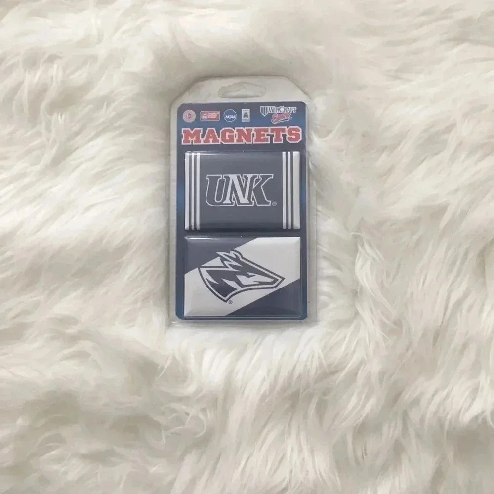 Lopers‎ Magnet Set Of 2